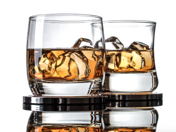 Mennyibe kerülnek a népszerű whiskyk 2021-ben?