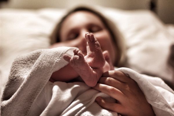 Okozhat traumát a szülés? Milyen következményekre számíthatunk? 
