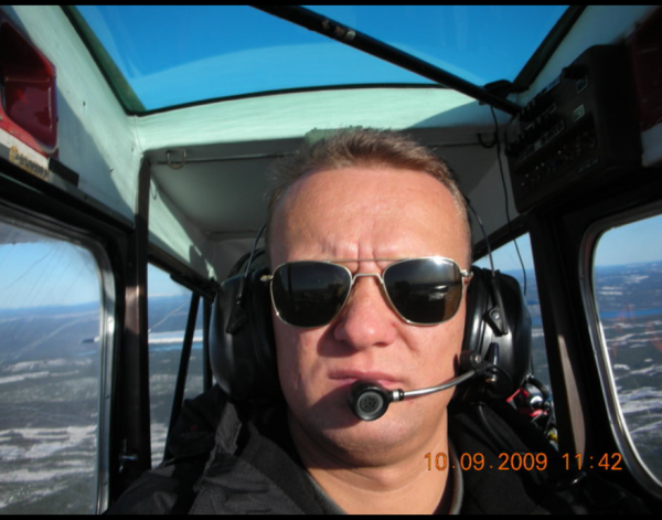 Több mint 10 millió kilométert repült a siroki származású pilóta