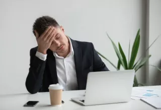 Munkanélküli segély 2027 - mennyi az álláskeresési járadék 2027-ben