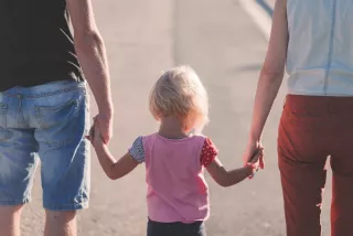 Családi pótlék jogosult személy: ki igényelheti az ellátást Magyarországon?