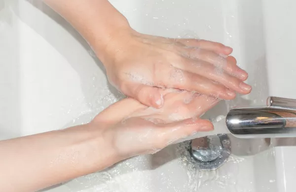 Az érintésmentes szappanadagolók higiéniai előnyei 