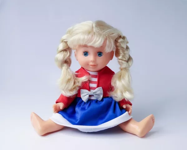 Egy klasszikus játék kislányoknak: a baba