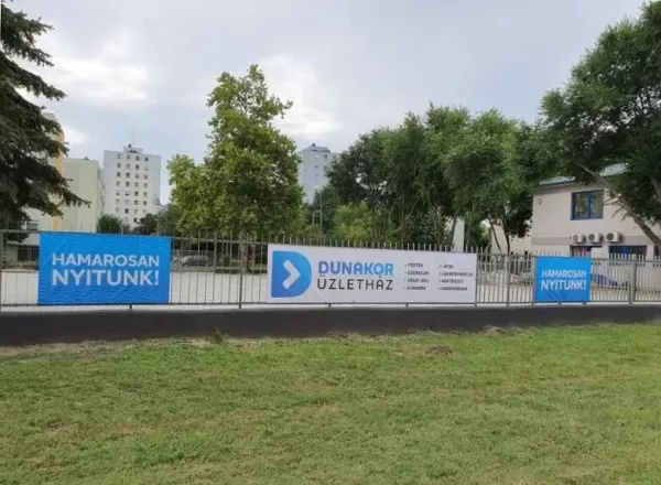 Hogyan ragadd meg a járókelők figyelmét fizikai reklámokkal?