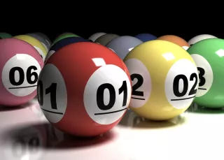 Lottó kalkulátorok használata – segíthet a nyerésben a matematika?