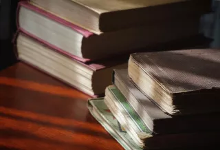 Miért éri meg használt könyveket venni online?