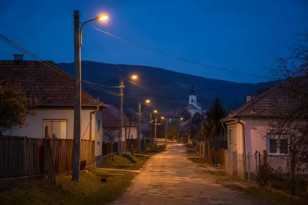 1 kwh áram ára közvilágítás esetén