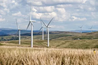 Beszáll az energetikába a 4iG: a jövő egyik kulcsiparágában terjeszkedik a vállalatcsoport