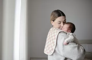 A magyar kismamák forradalma: az óraszám alapú munka hódít a körükben