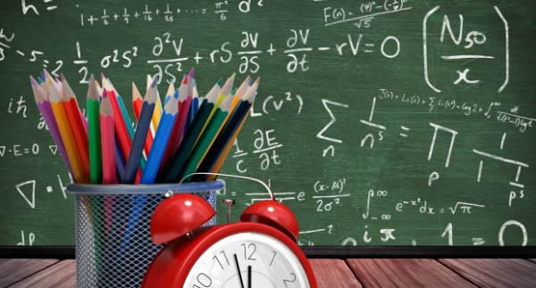Mennyibe kerül az iskolakezdés 2022-ben?